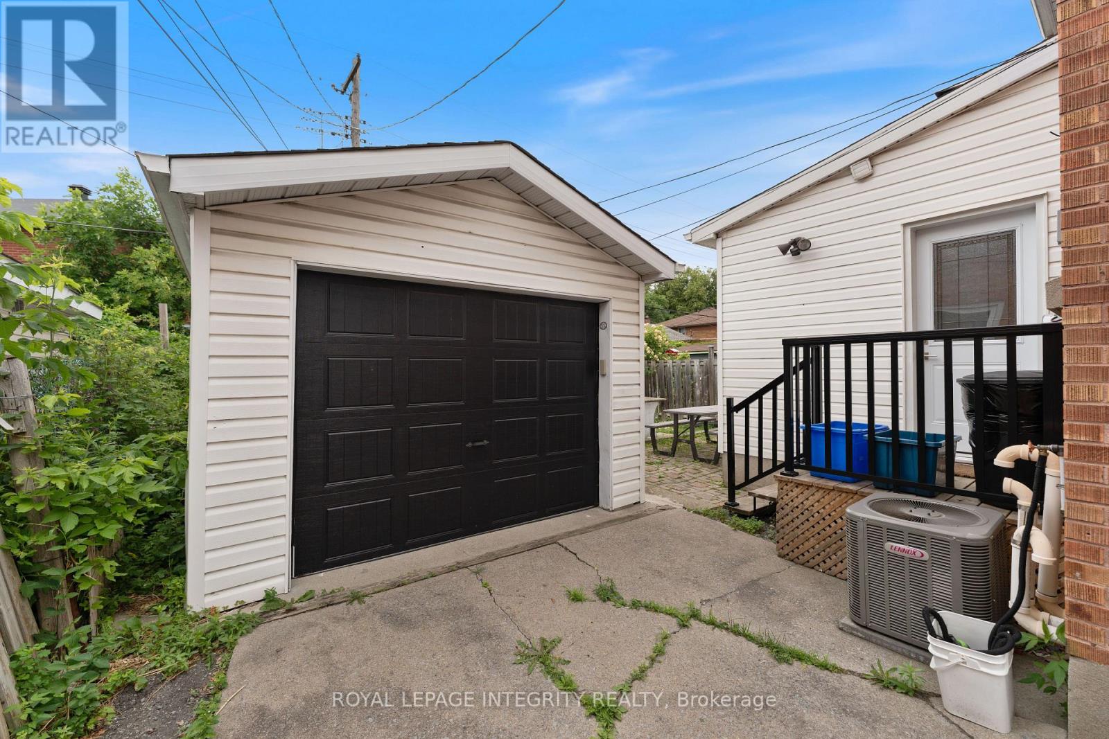 2650 ALTA VISTA DRIVE