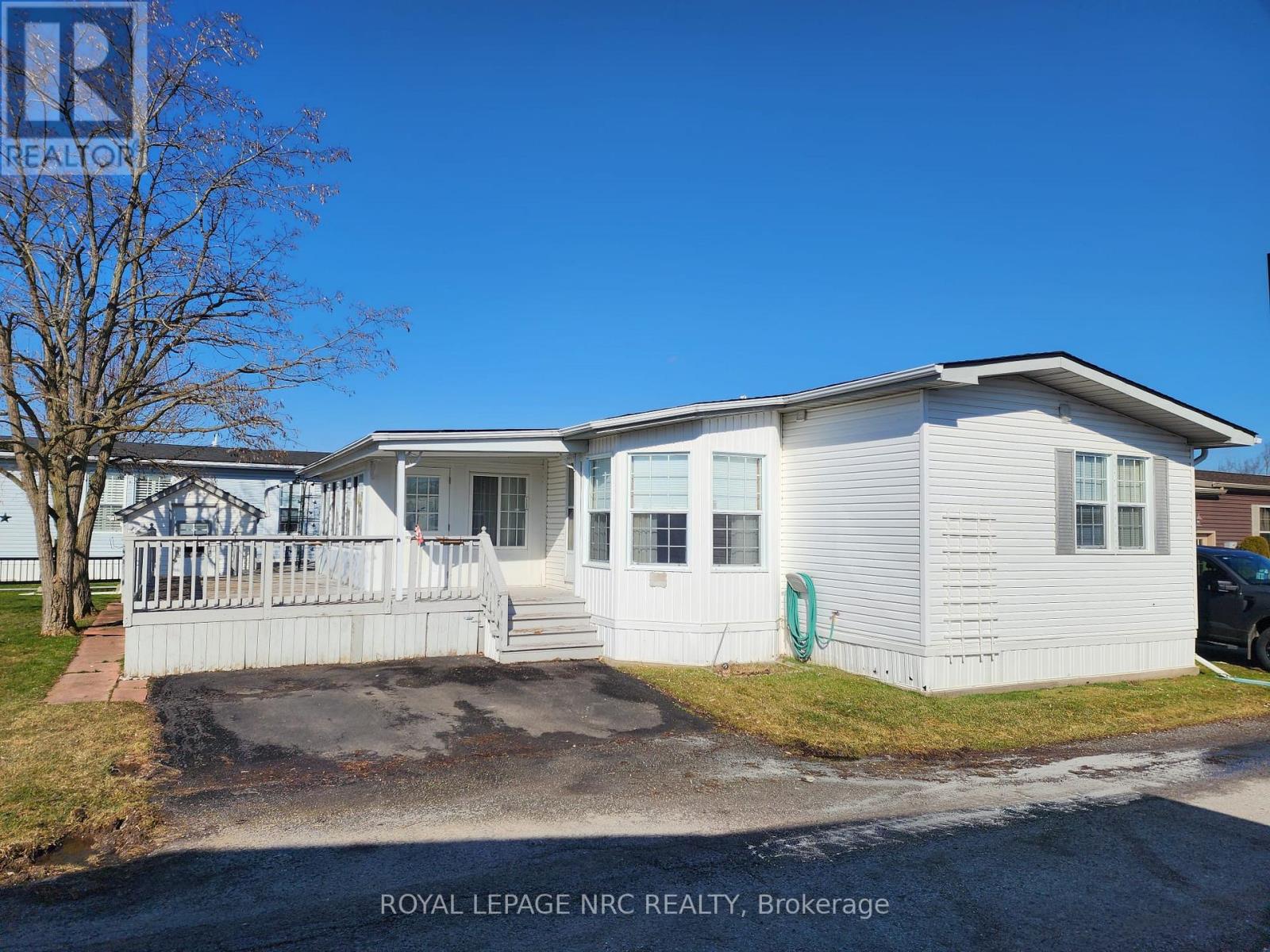 Photo 1 of 26 — 233 - 3033 TOWNLINE ROAD Unit 233, Fort Erie (Black Creek), ON L0S1S1