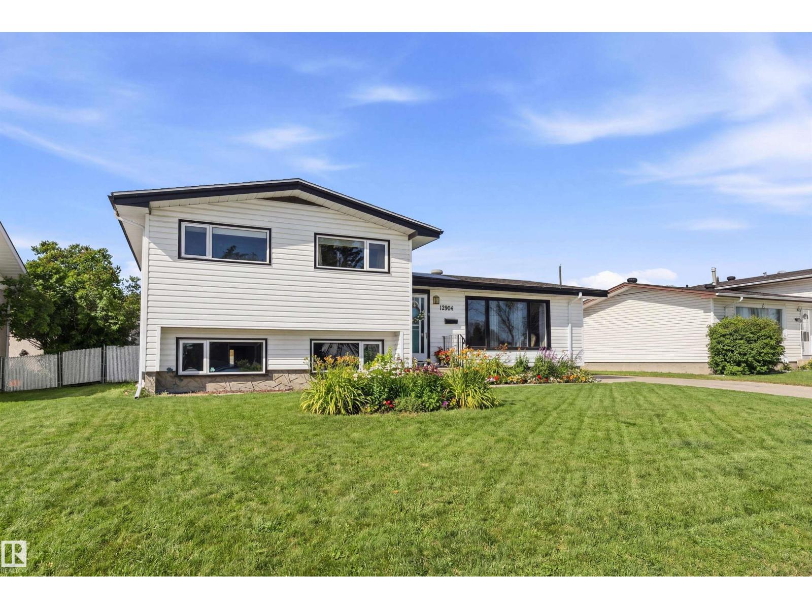 12904 95 ST NW
