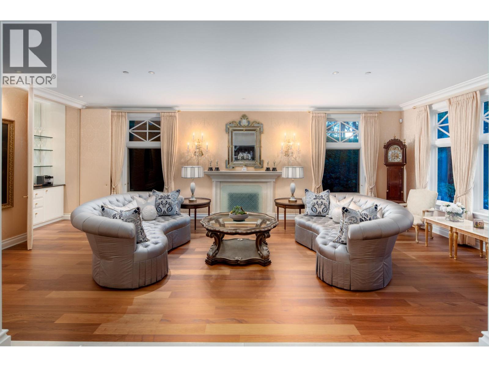 4778 DRUMMOND DRIVE