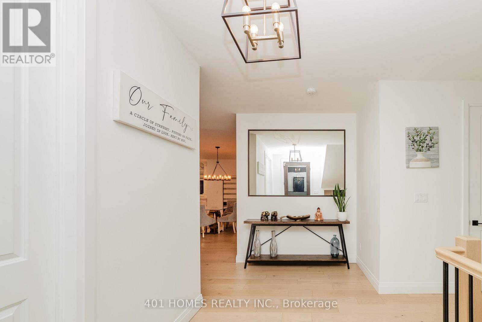 332 CHRISTINE AVENUE