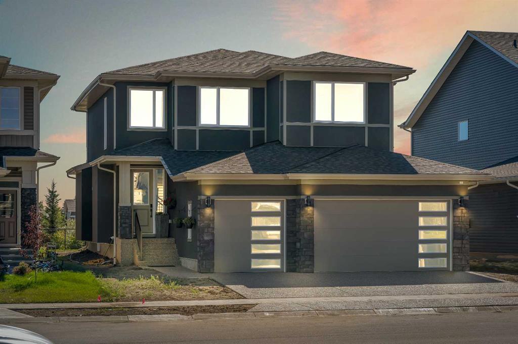 Photo 1 of 43 — 257 Sandpiper Boulevard, Chestermere, AB T1X0Y4