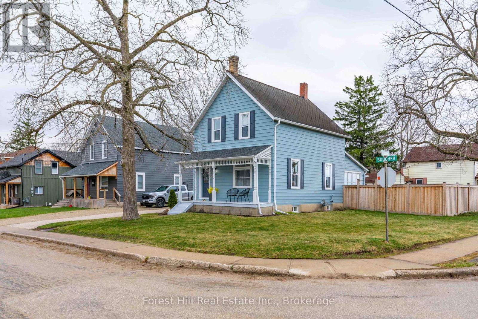 184 BOUCHER STREET E