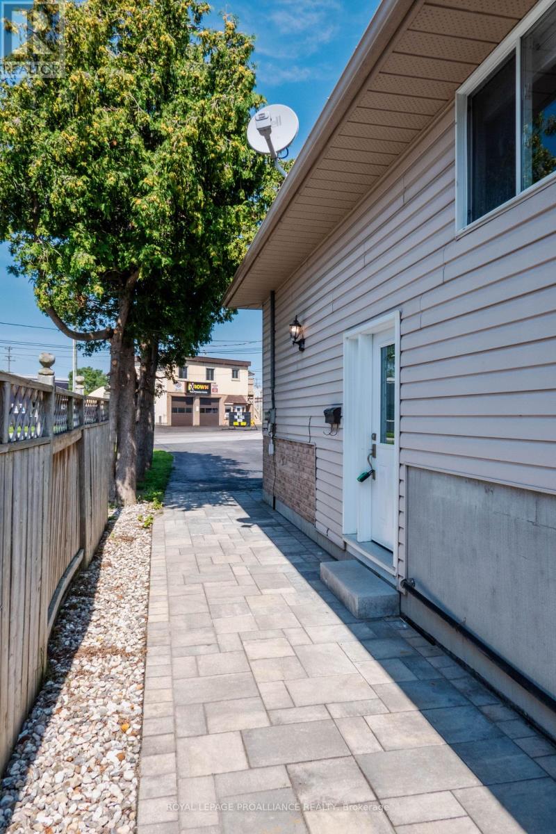 11 CARRYING PLACE ROAD