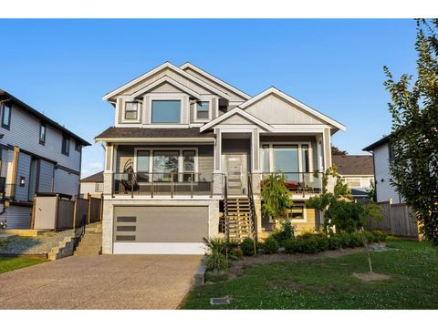 8394 MCTAGGART STREET Mission BC V2V0G3