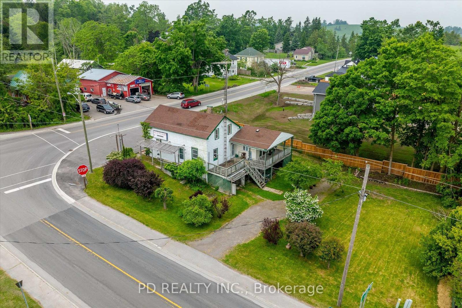 2449 QUEEN MARY STREET