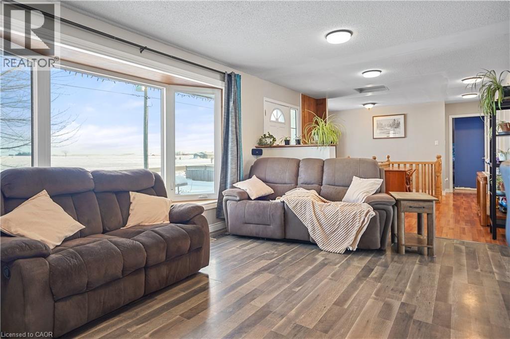 4021 PERTH LINE 56 E