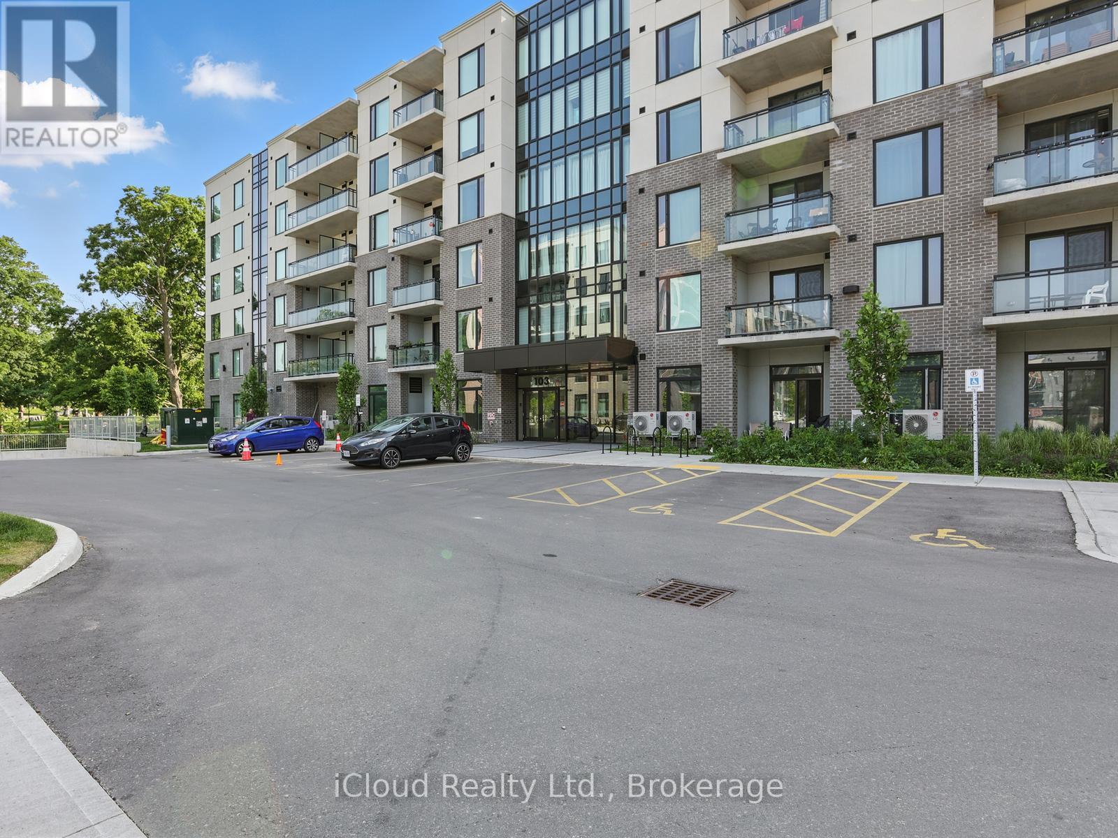 411 - 103 ROGER STREET