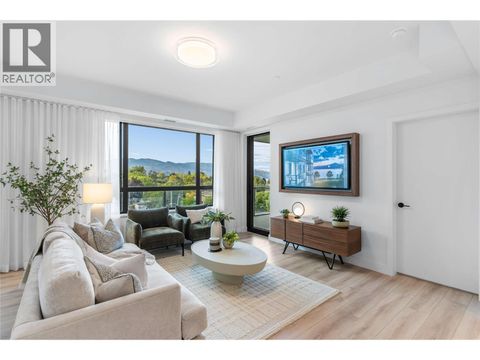 3051 Abbott Street Unit# 515 Kelowna BC V1Y0P1