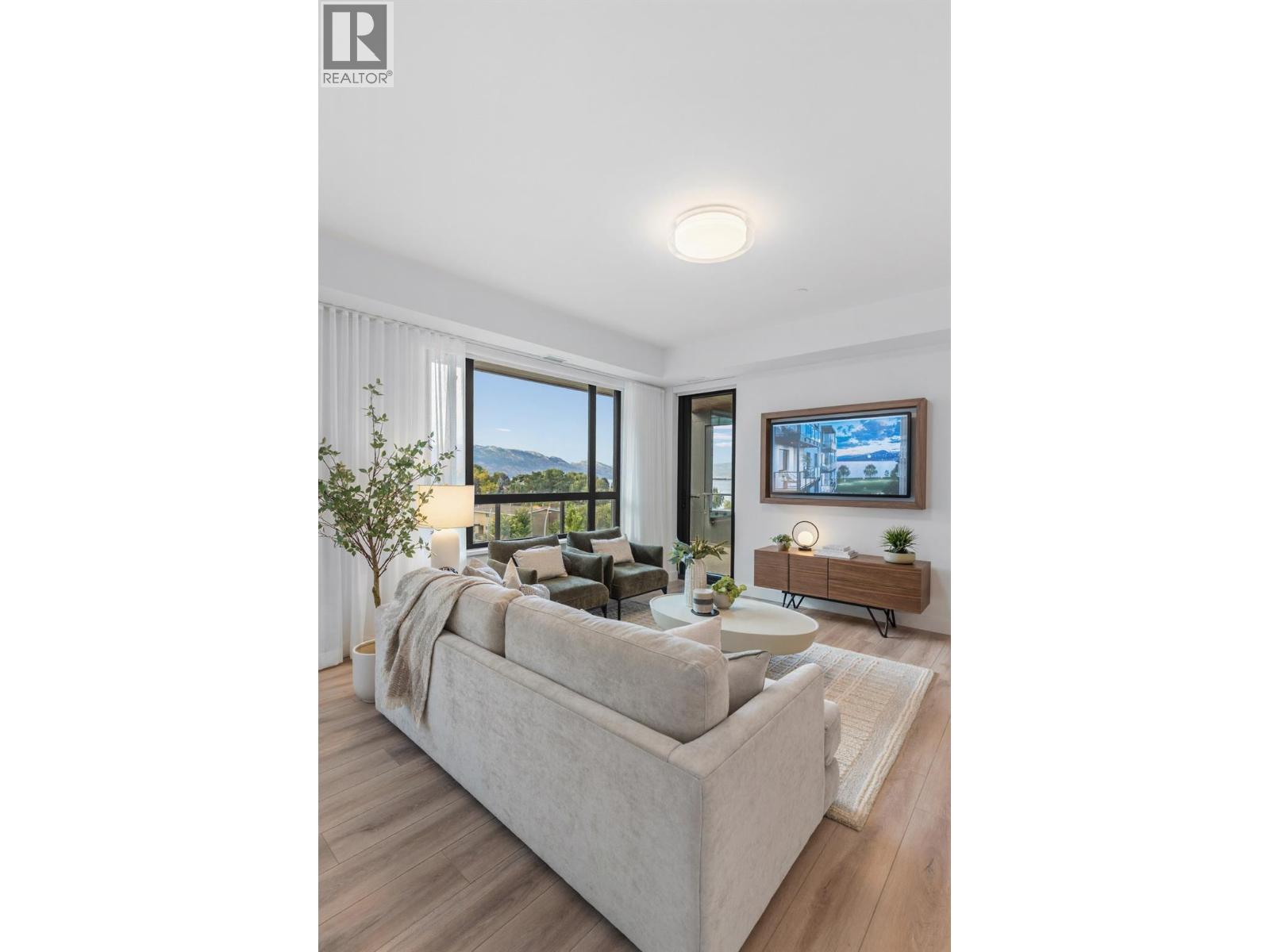 3051 Abbott Street Unit# 515