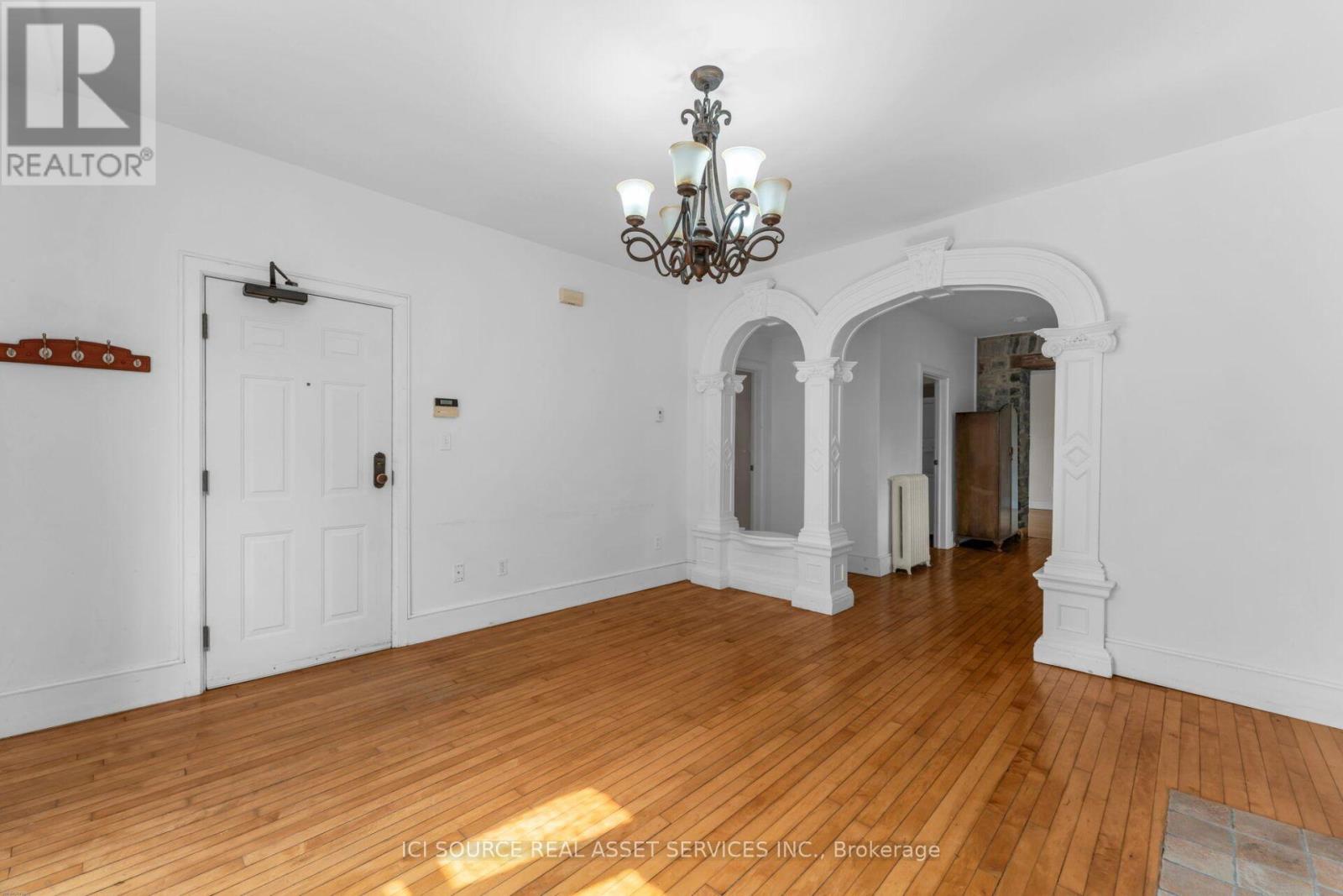 MAIN - 23 WEST STREET W