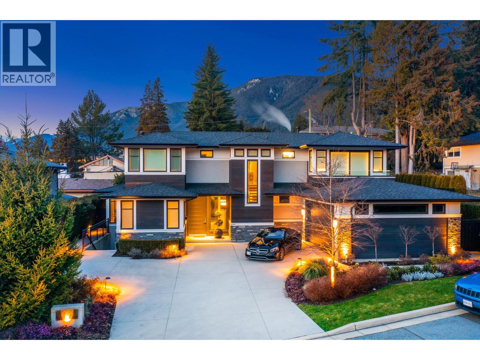 4090 SUNNYCREST DRIVE