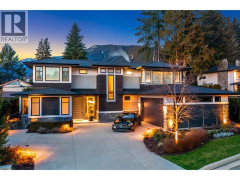 4090 SUNNYCREST DRIVE North Vancouver BC V7R3E5