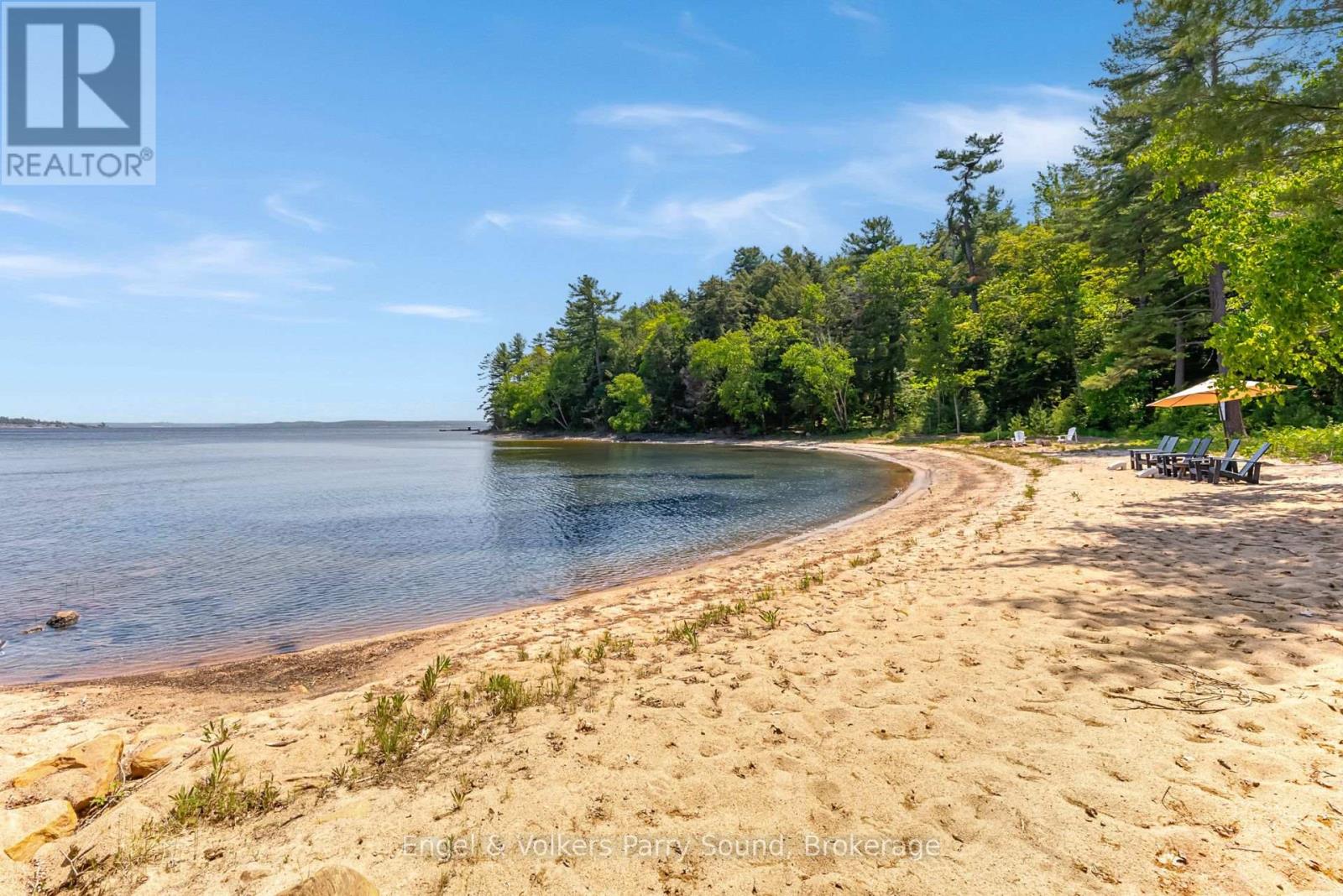 6 29C MOWAT ISLAND