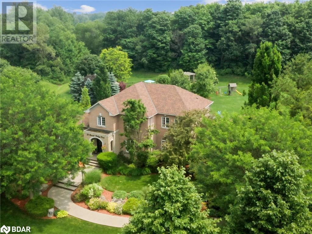 10 FOREST RIDGE Crescent