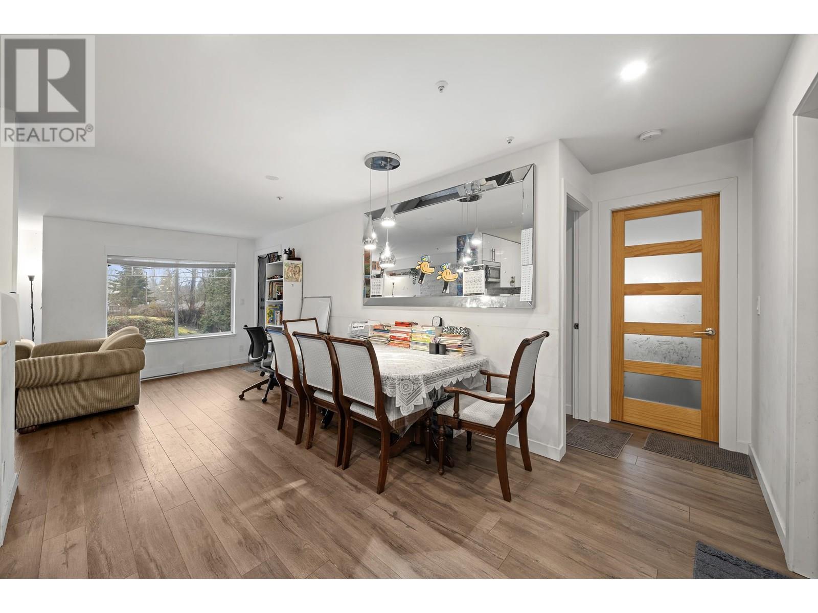 201 11671 FRASER STREET