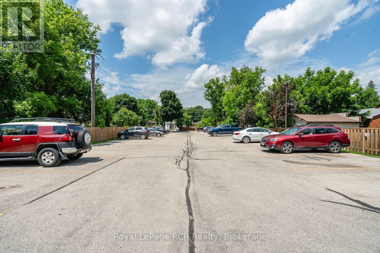 606 - 536 11TH AVENUE