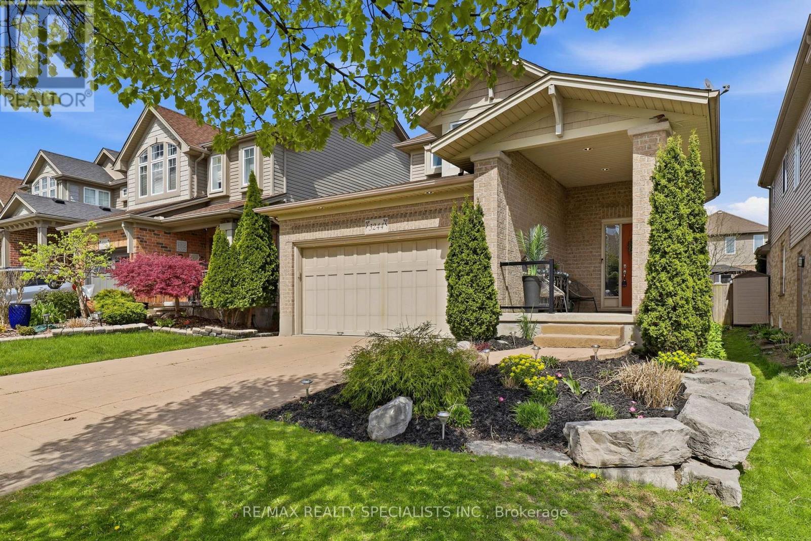 3244 MAIDSTONE LANE
