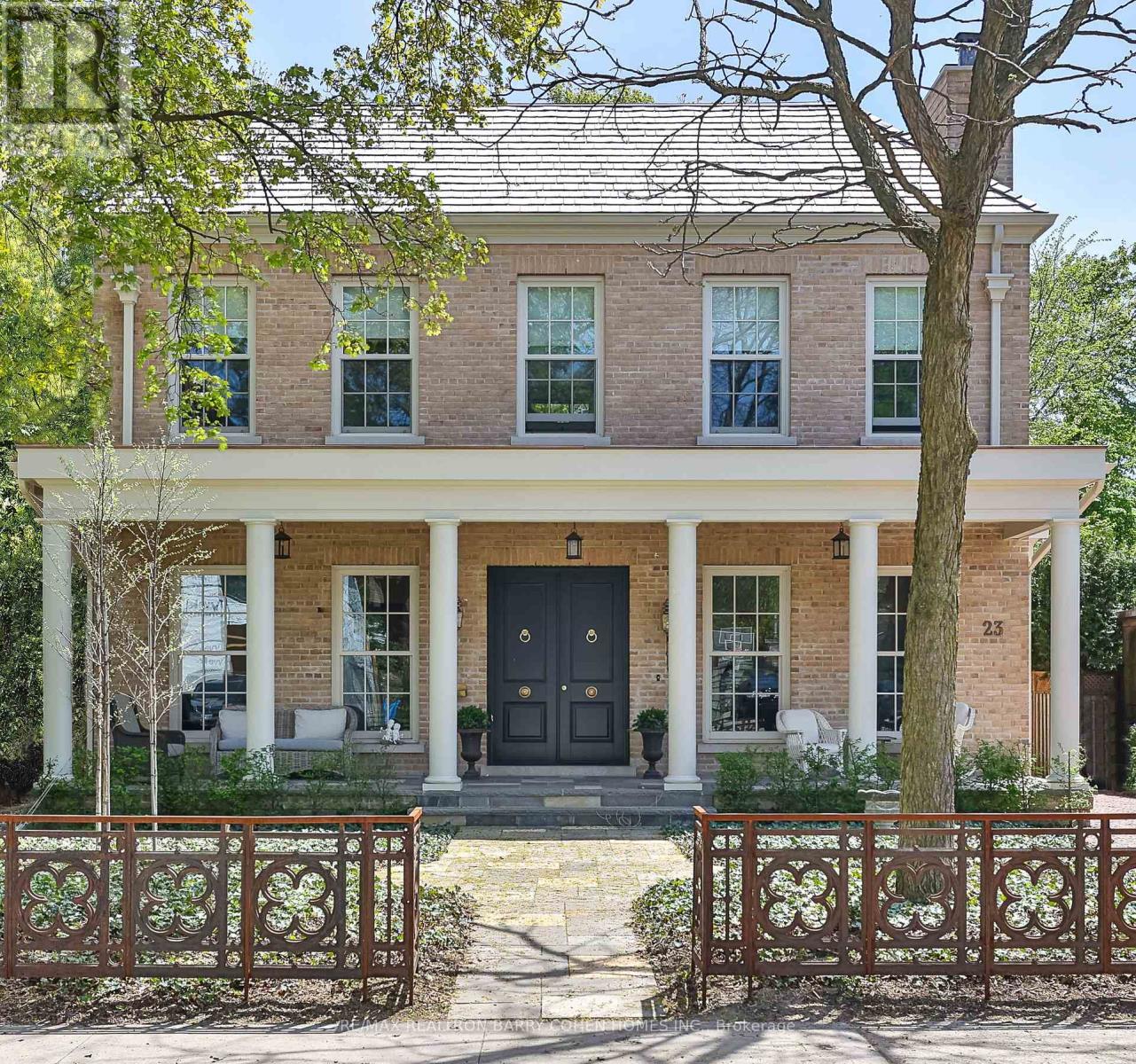 23 LYTTON BOULEVARD