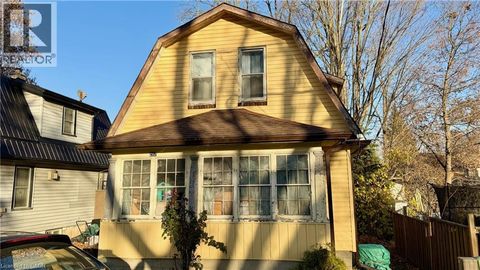 217 QUEEN Street N Simcoe ON N3Y3Y8