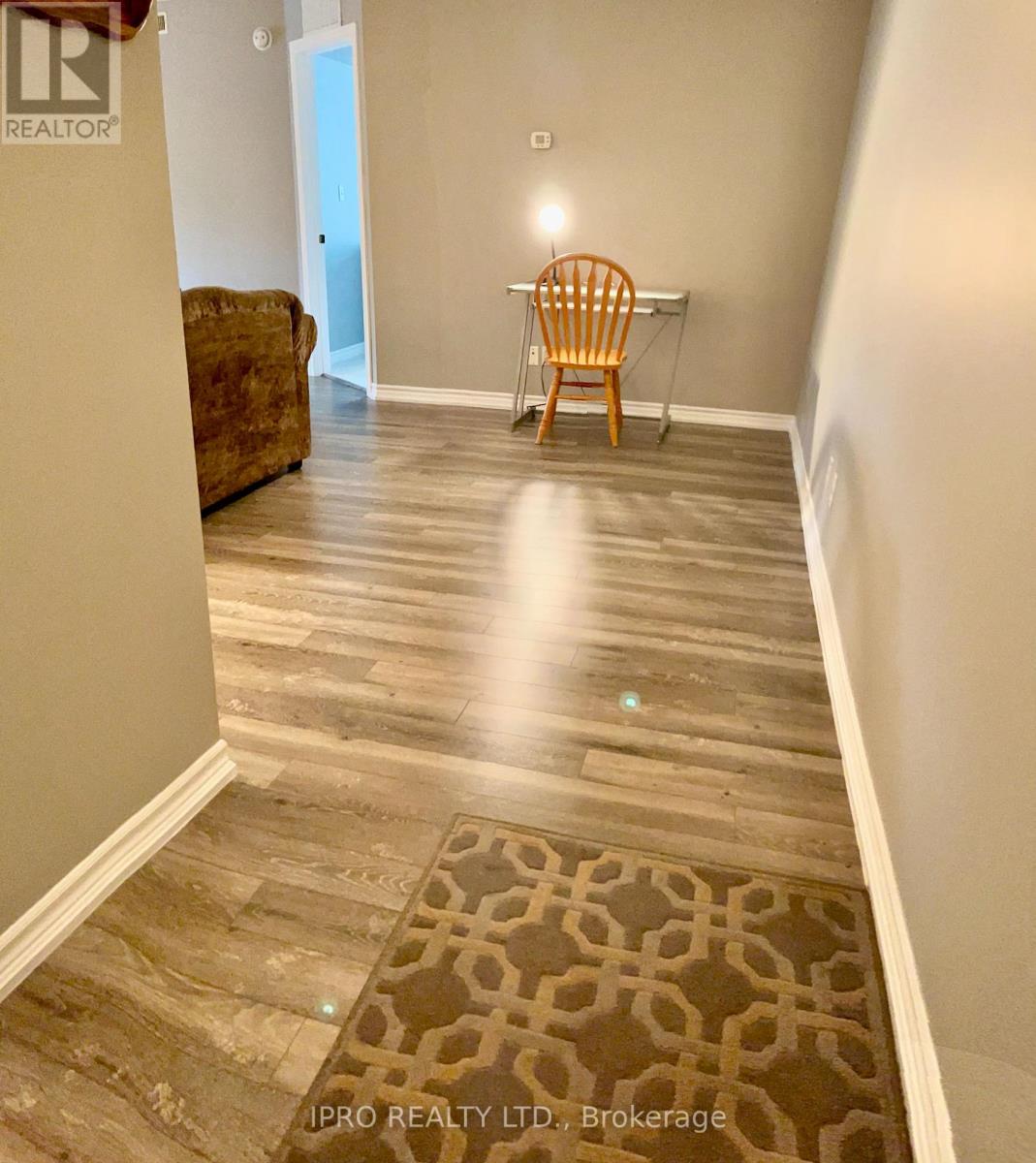 112 - 4013 KILMER DRIVE