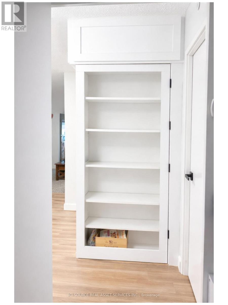 2002 - 265 POULIN AVENUE