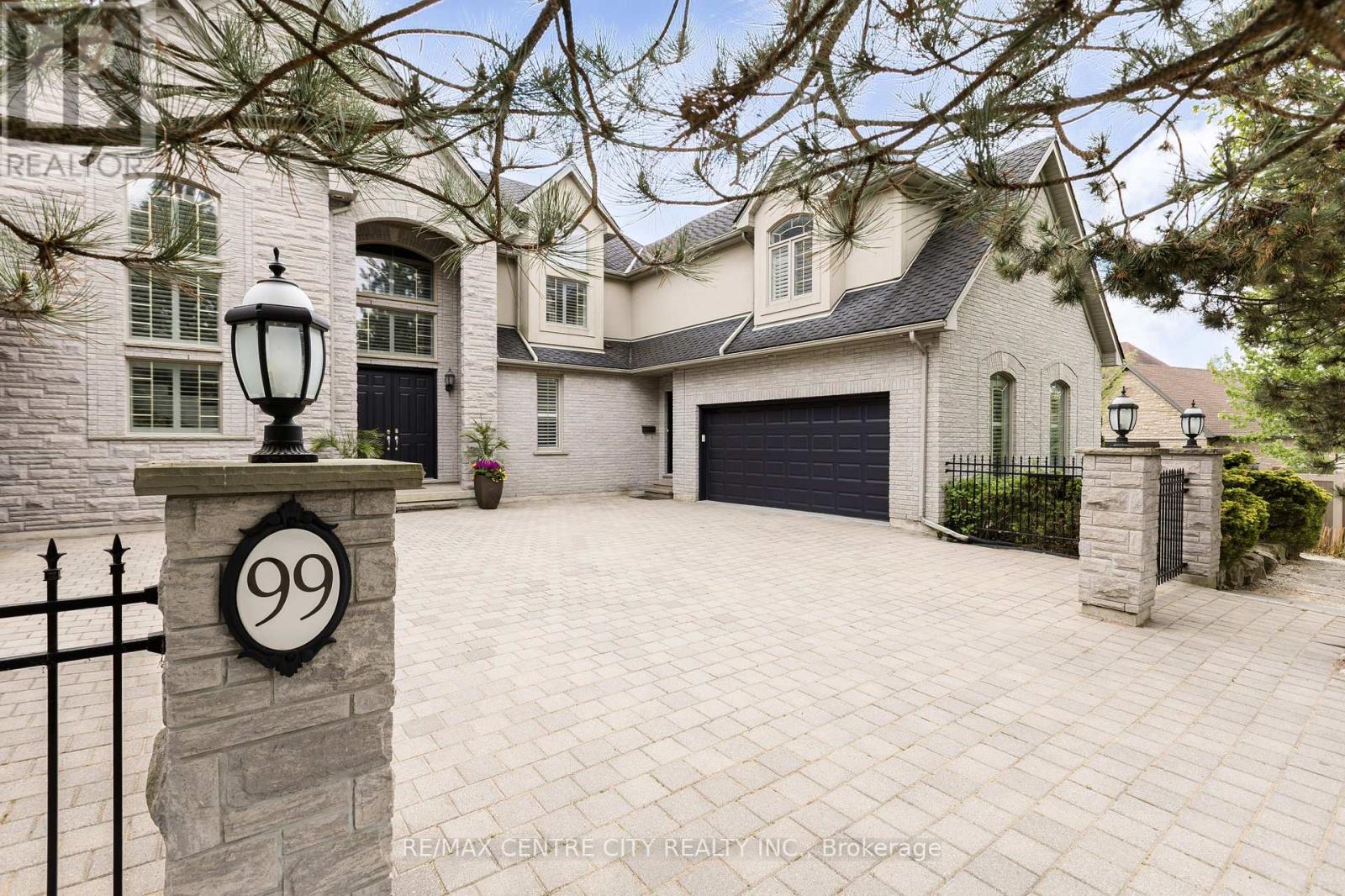 99 FITZWILLIAM BOULEVARD
