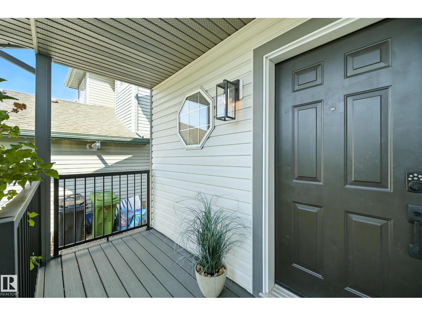 30 WESTWOOD LN