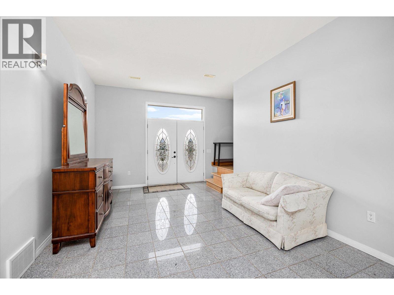 3765 Lornell Crescent