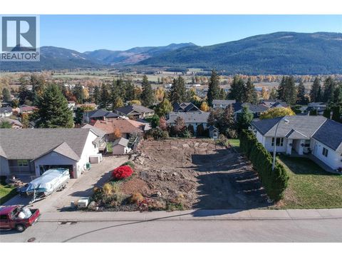 2023 Mountain View Avenue Lumby BC V0E2G0