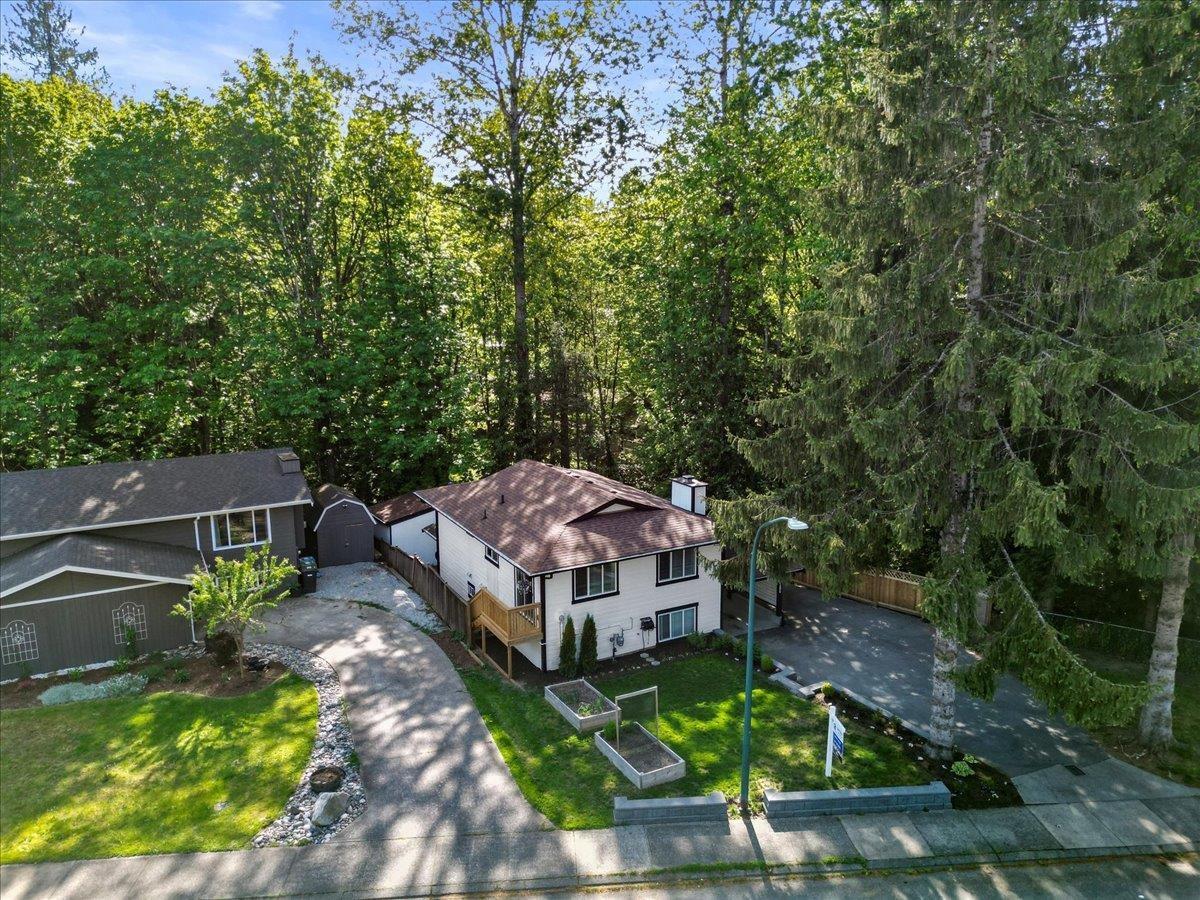 35286 SELKIRK AVENUE