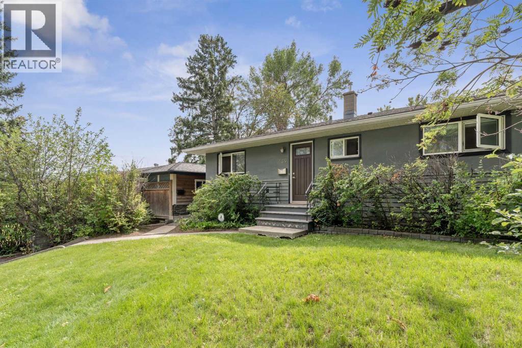 439 Hendon Drive NW