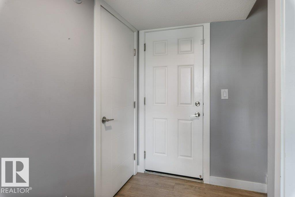 #62 16903 68 ST NW