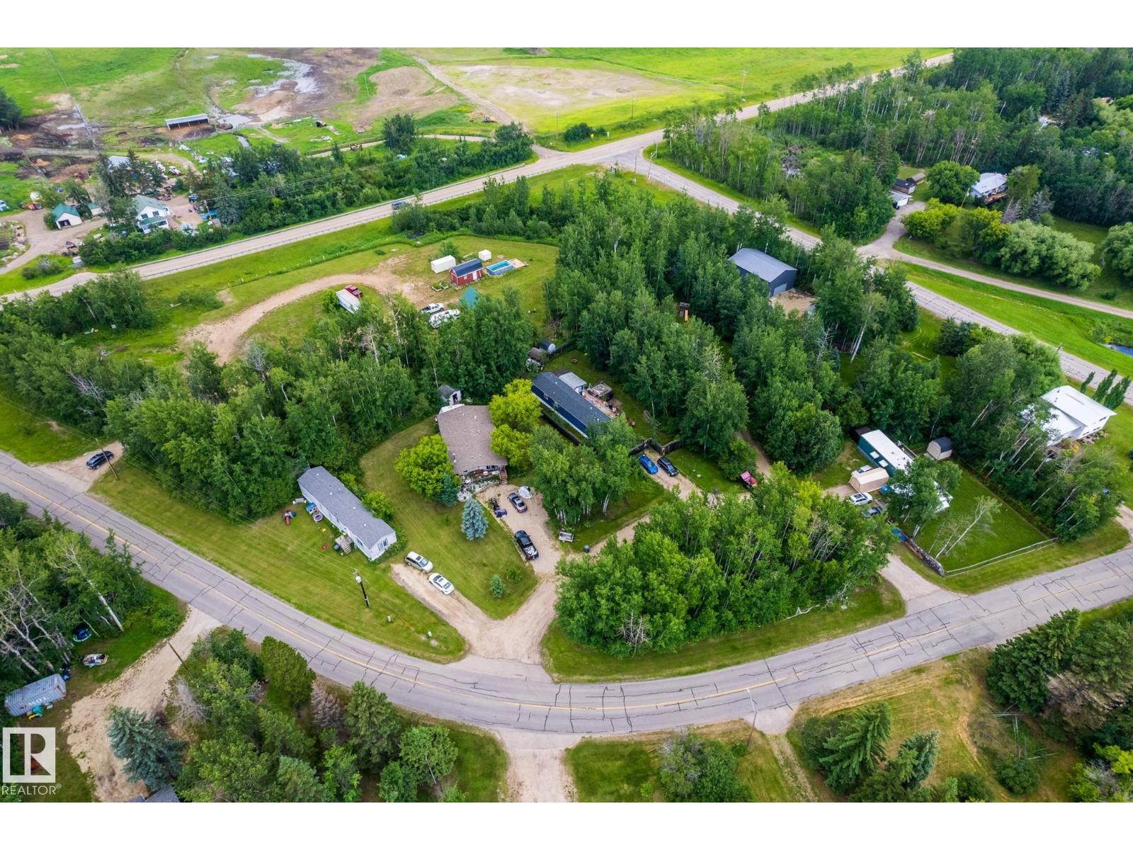 54500 LAC STE ANNE TR