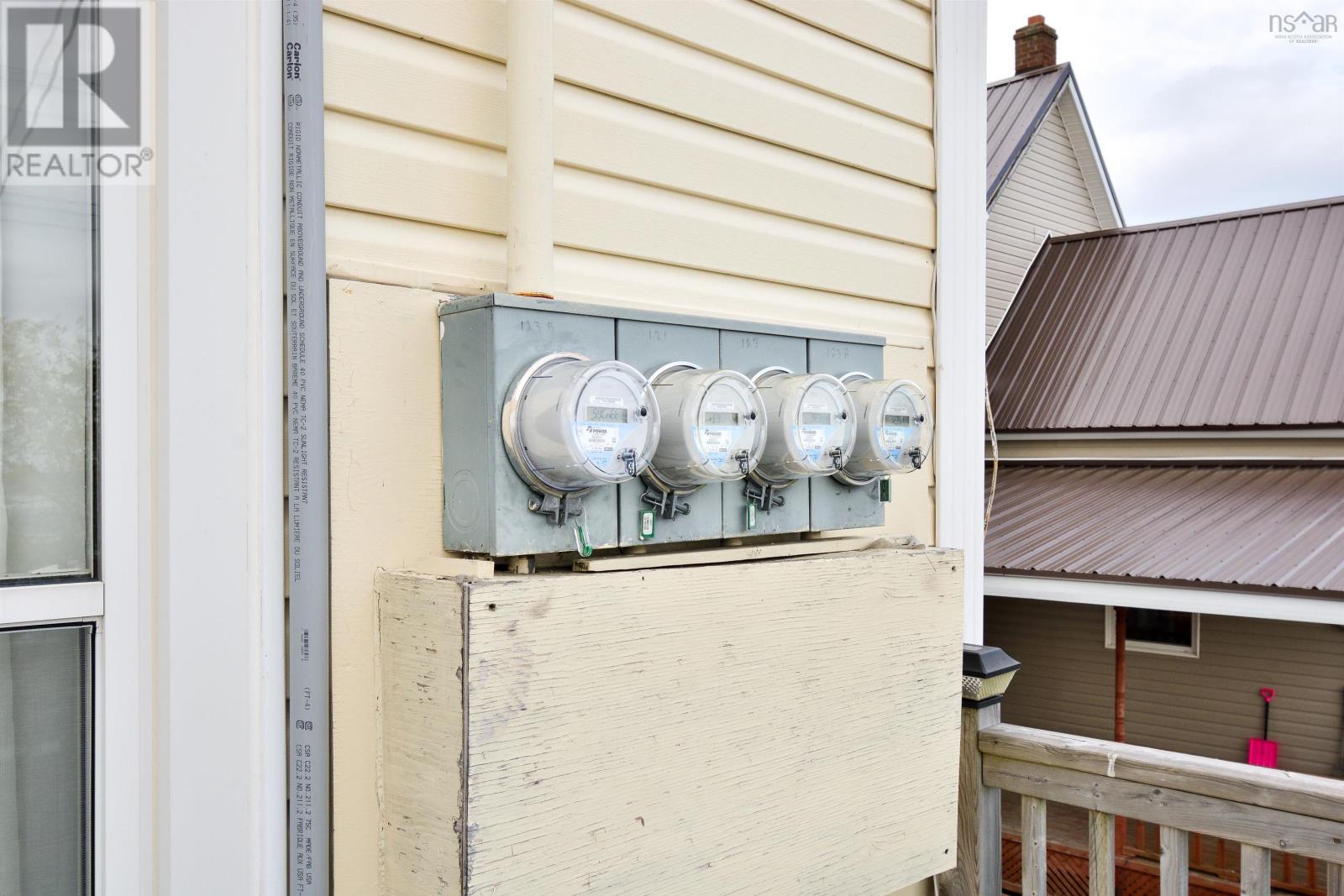 121 - 123 PIERCE Street