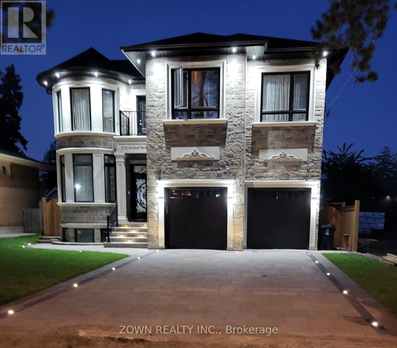 Photo 1 of 10 — 57C ORCHARD PARK DRIVE, Toronto (West Hill), ON M1E3T6
