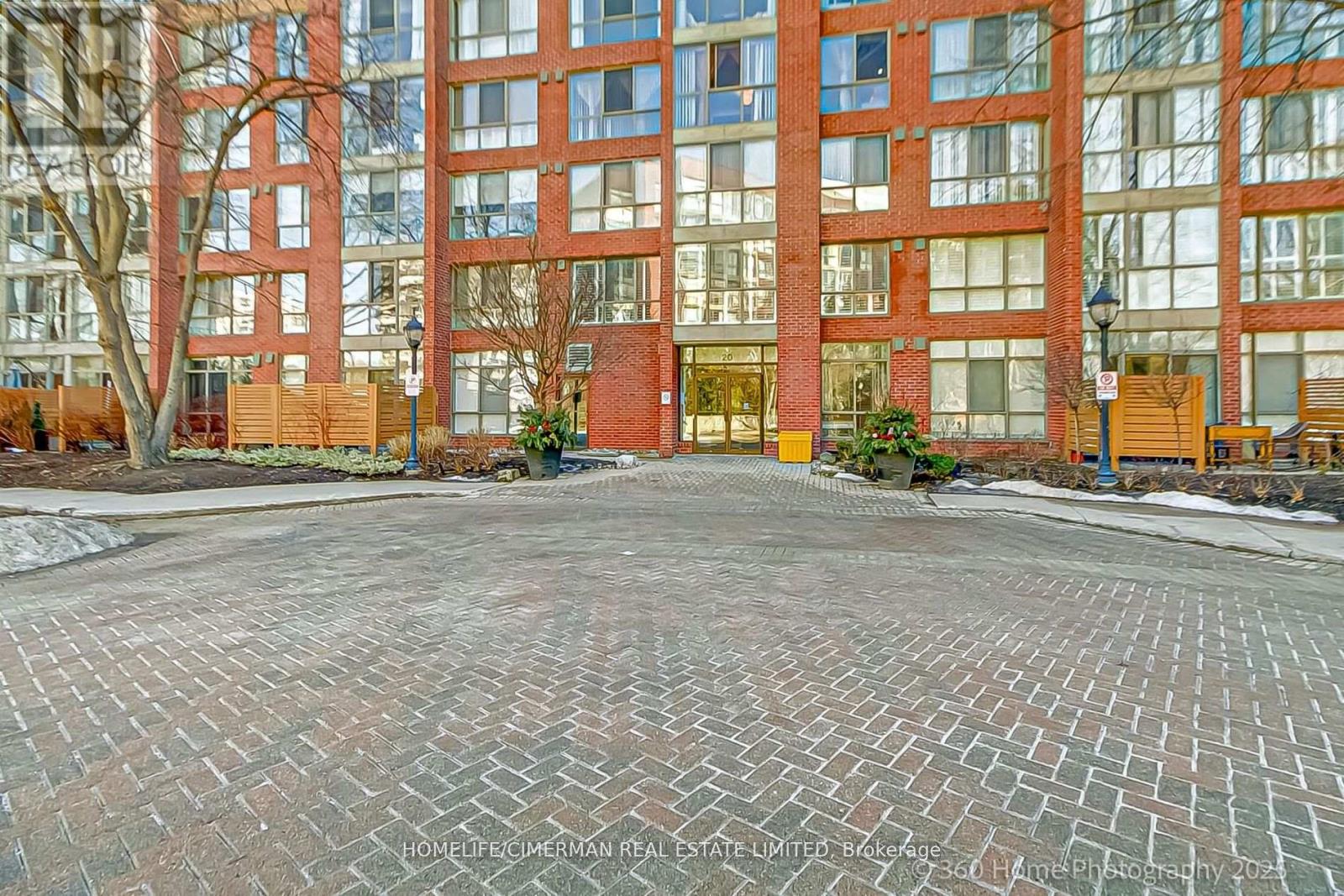 413 - 20 SOUTHPORT STREET