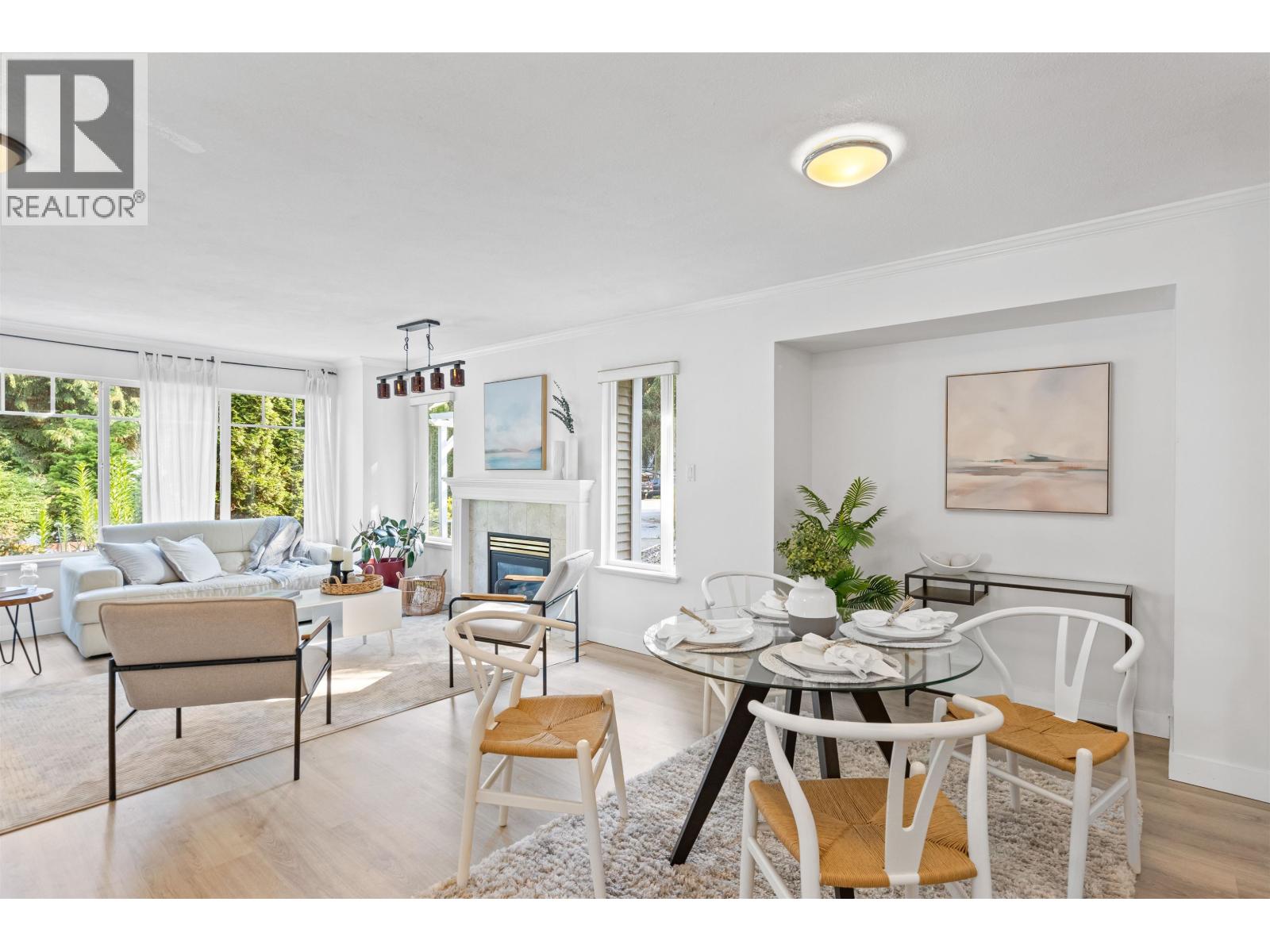 869 SEYMOUR BOULEVARD