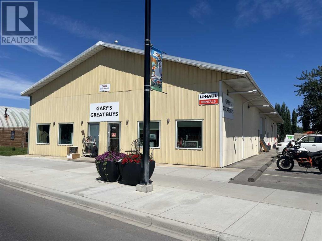 520 Centre Street SE
