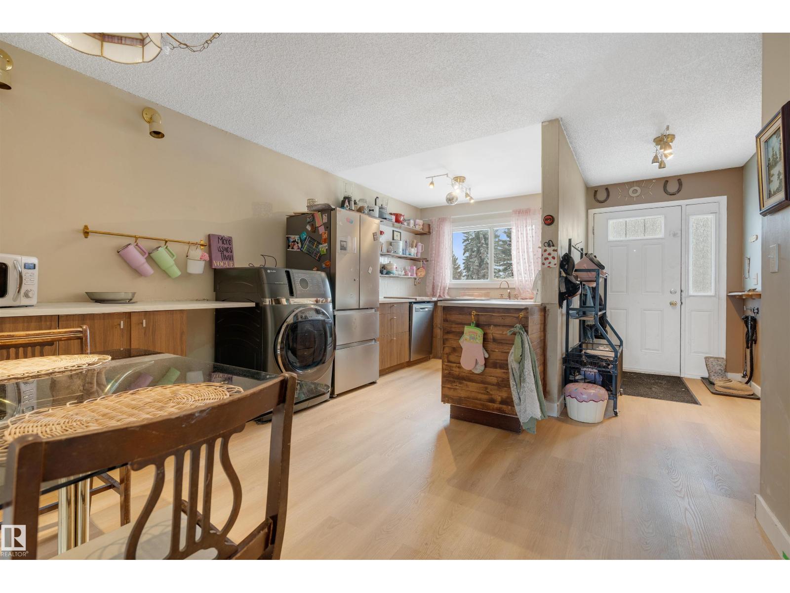 #101 16725 106 ST NW