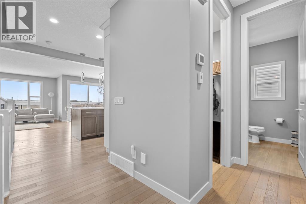 279 Chaparral Valley Way SE