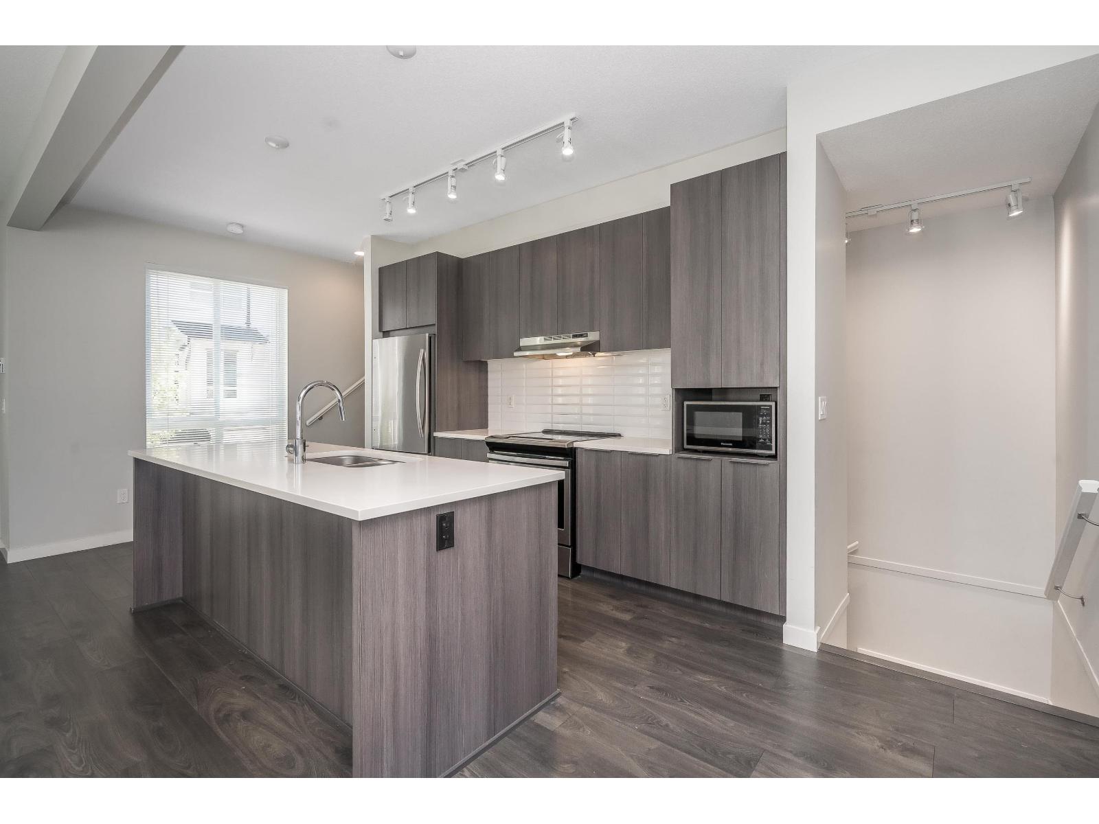 154 30930 WESTRIDGE PLACE