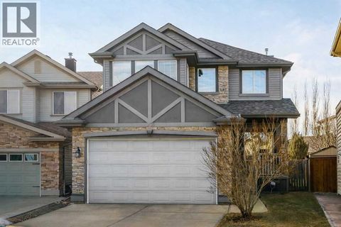 153 Kincora Bay NW Calgary AB T3R1L4