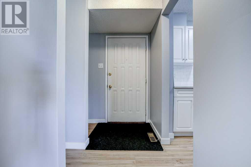 14, 65 Lafayette Boulevard W