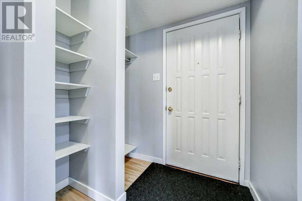 14, 65 Lafayette Boulevard W