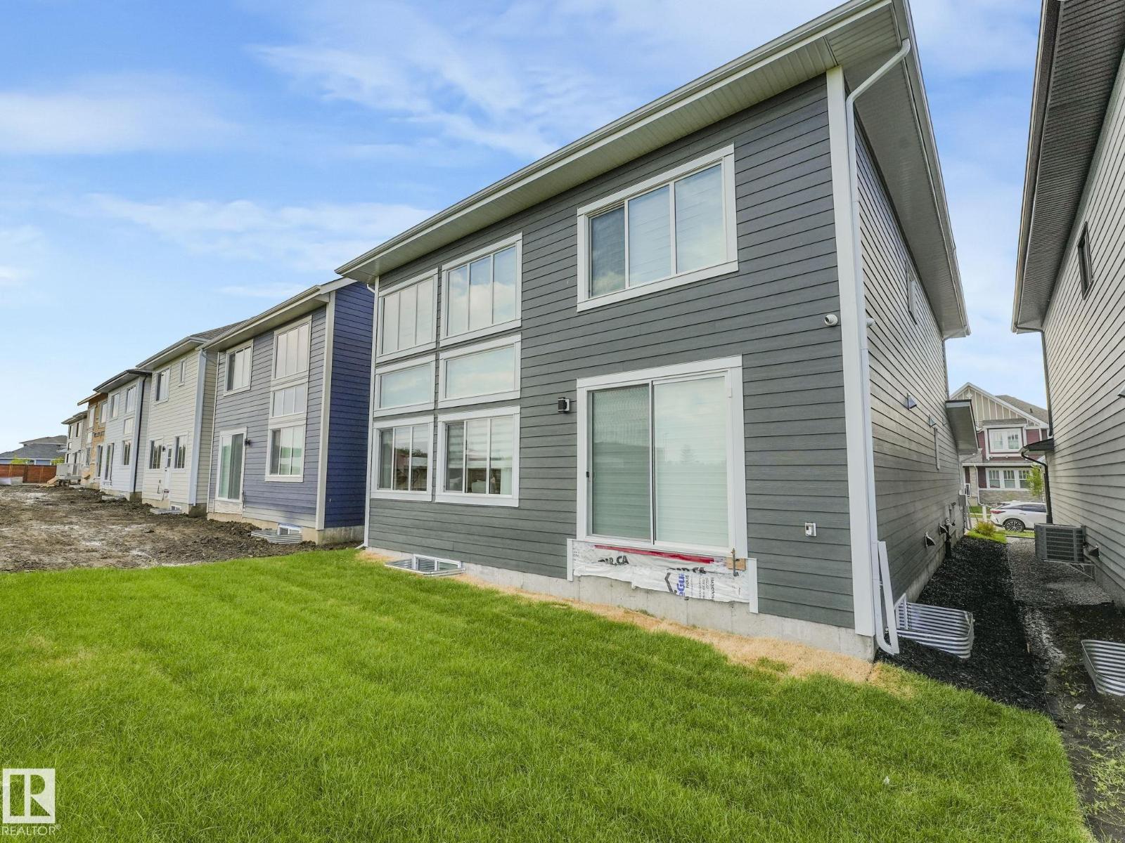 33 Birkshire Crescent