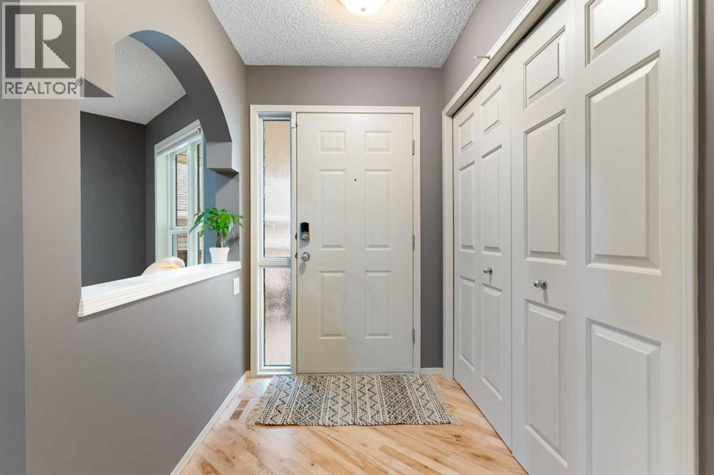 131 Valley Stream Close NW
