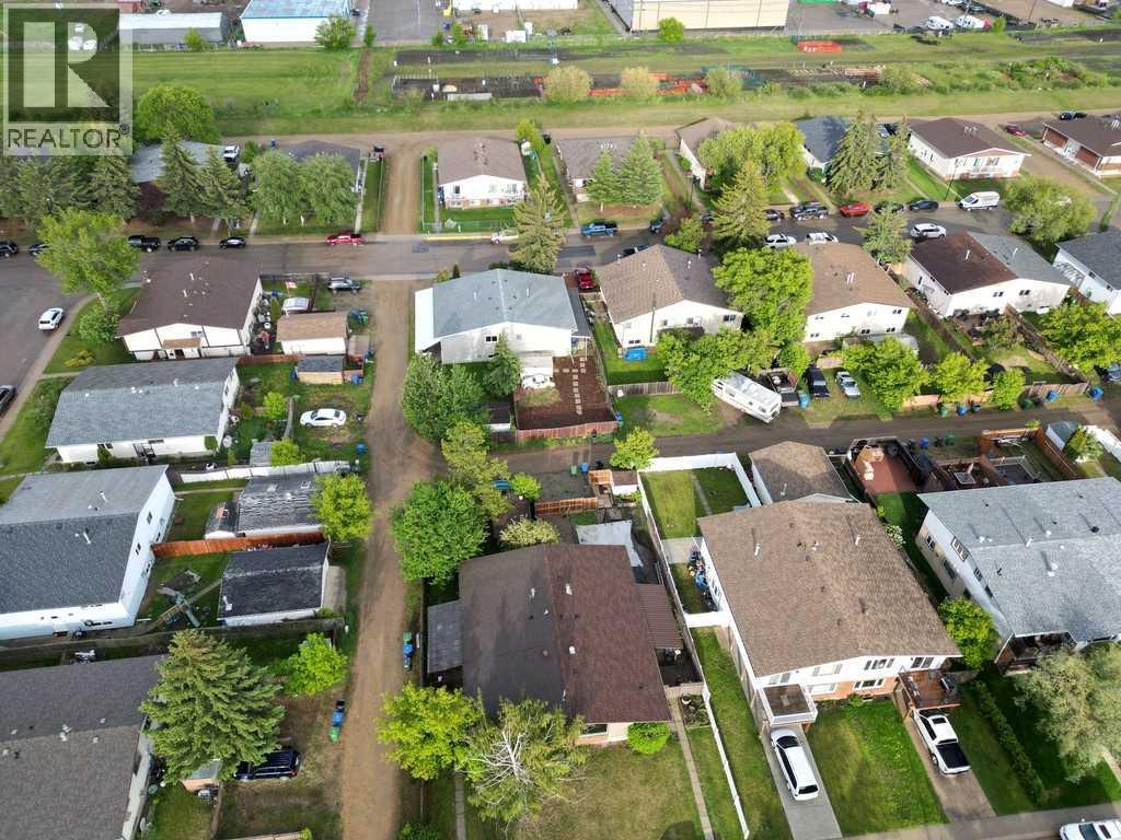 59 Nichols Crescent