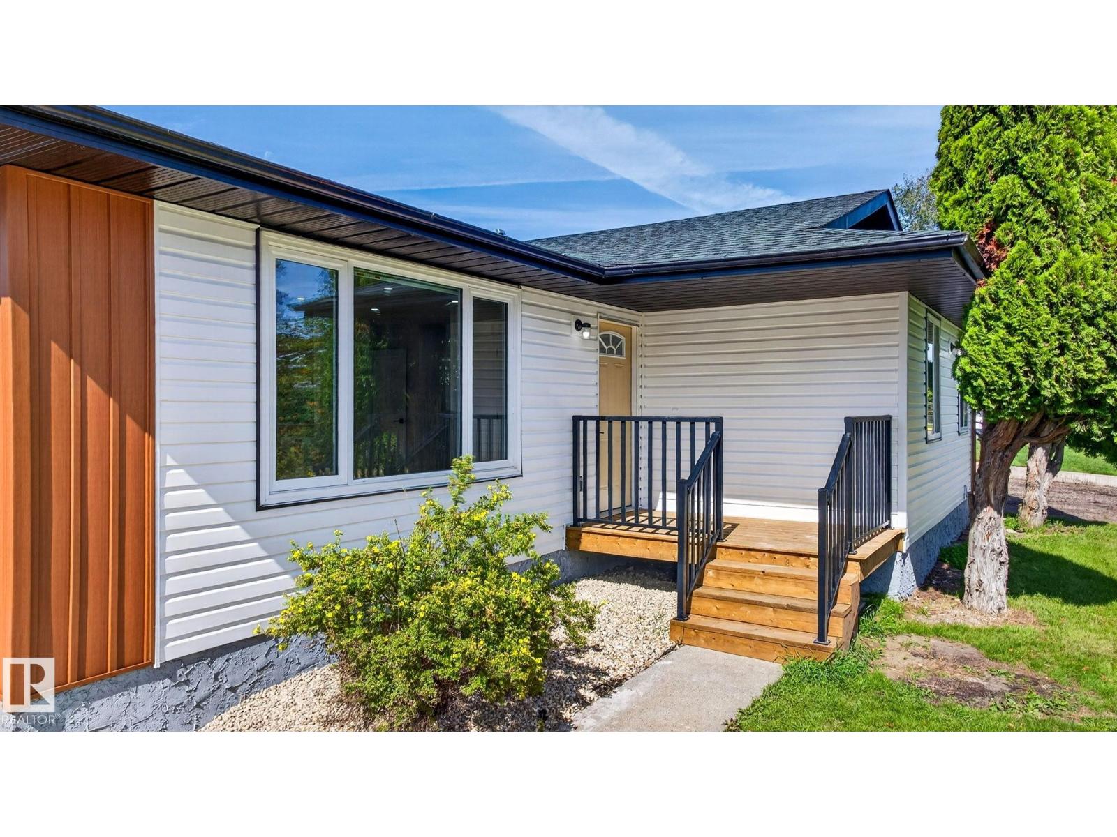 5 PEACE RIVER DR