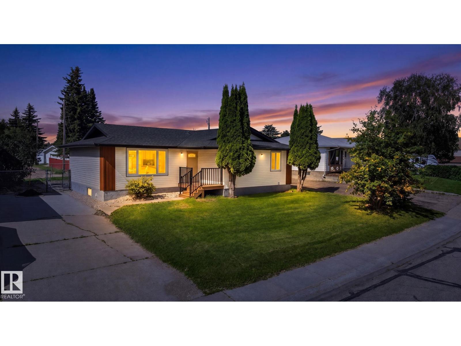 5 PEACE RIVER DR